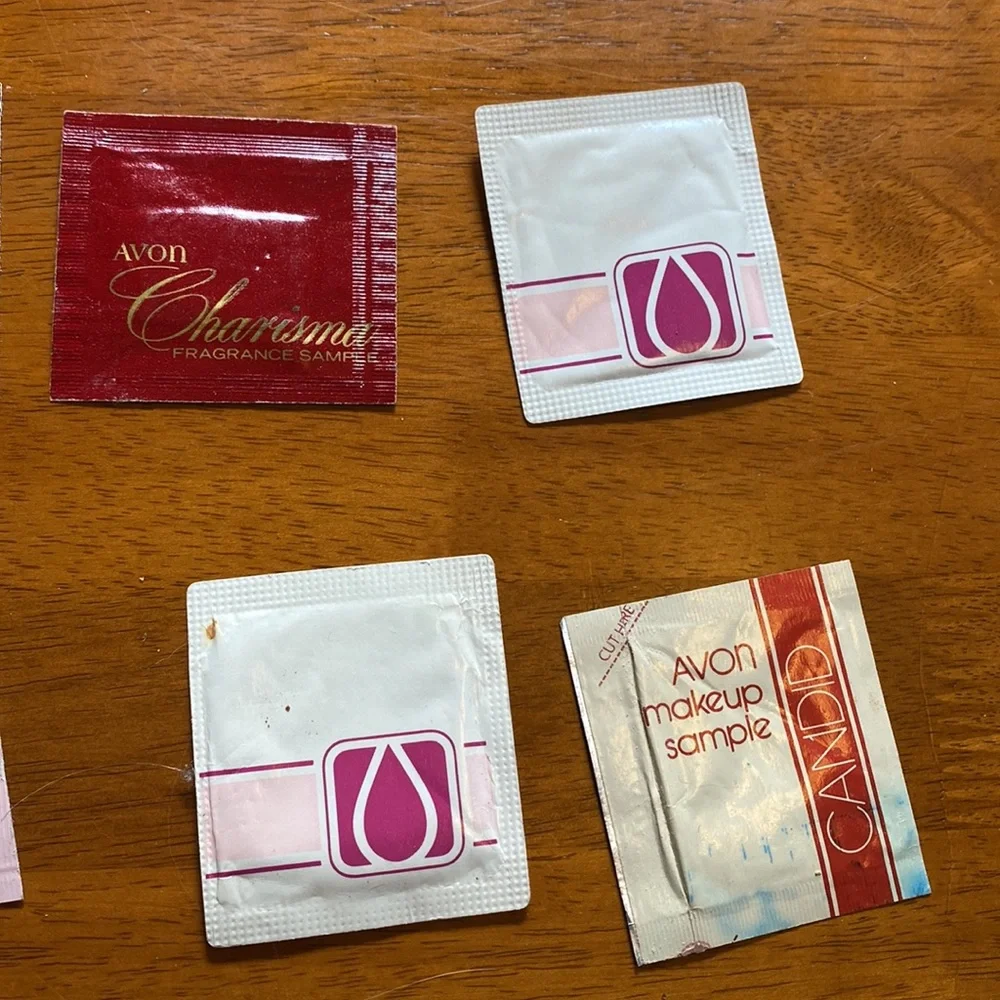 Avon 18 Vintage Samples